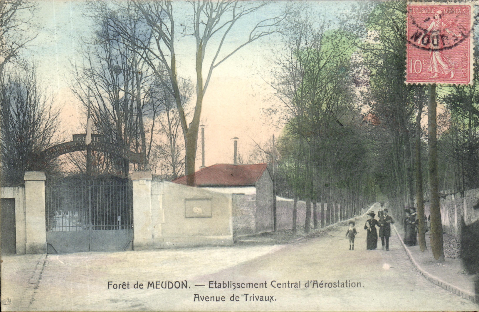 Forêt de Meudon — Établissement Central d'Aérostation. Avenue de Trivaux.