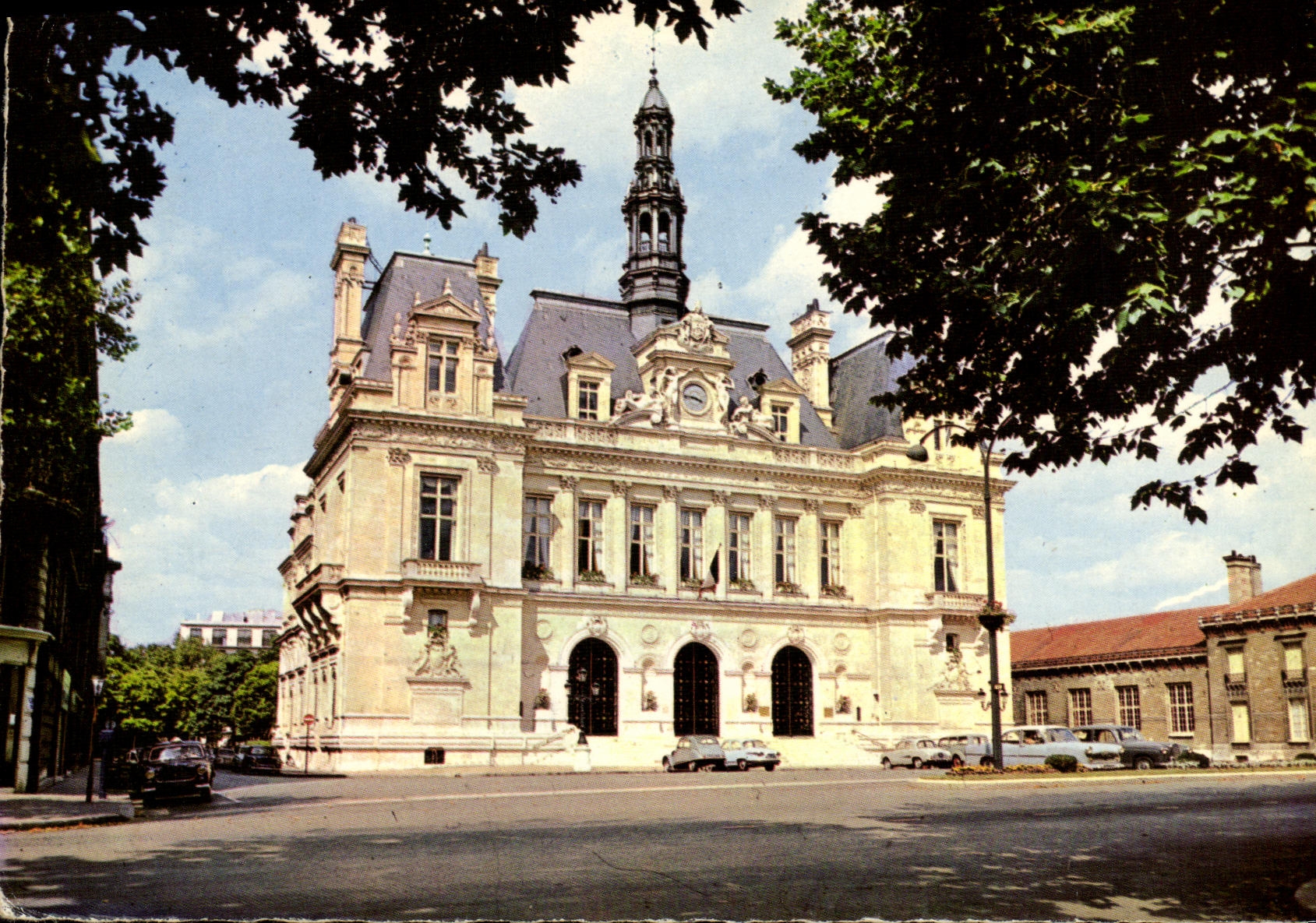 CPM Neuilly Sur Seine L Hotel de Ville