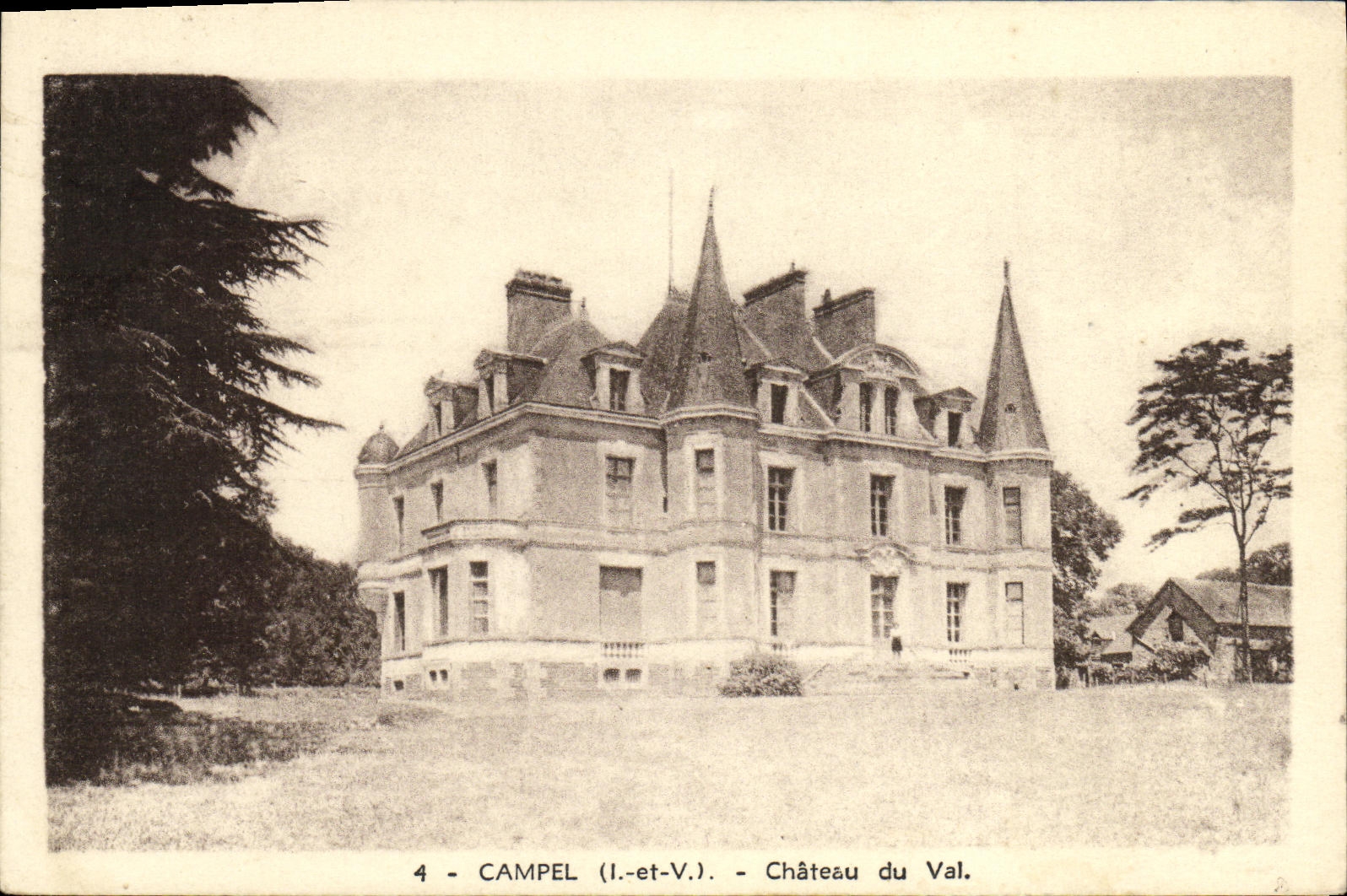 Campel (Il-et-V.) — Château du Val — Photo A. Donias