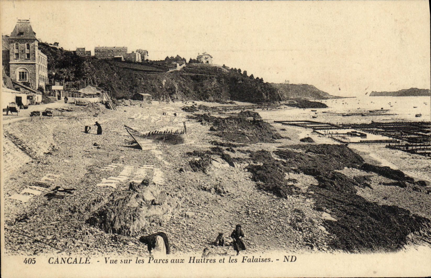 Cancale - Vue sur les Parcs aux Huîtres et les Falaises - ND