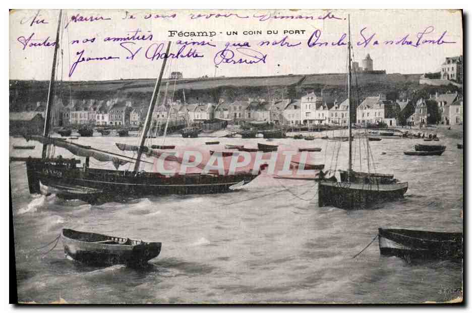 CPA Fecamp Un coin du Port Bateaux