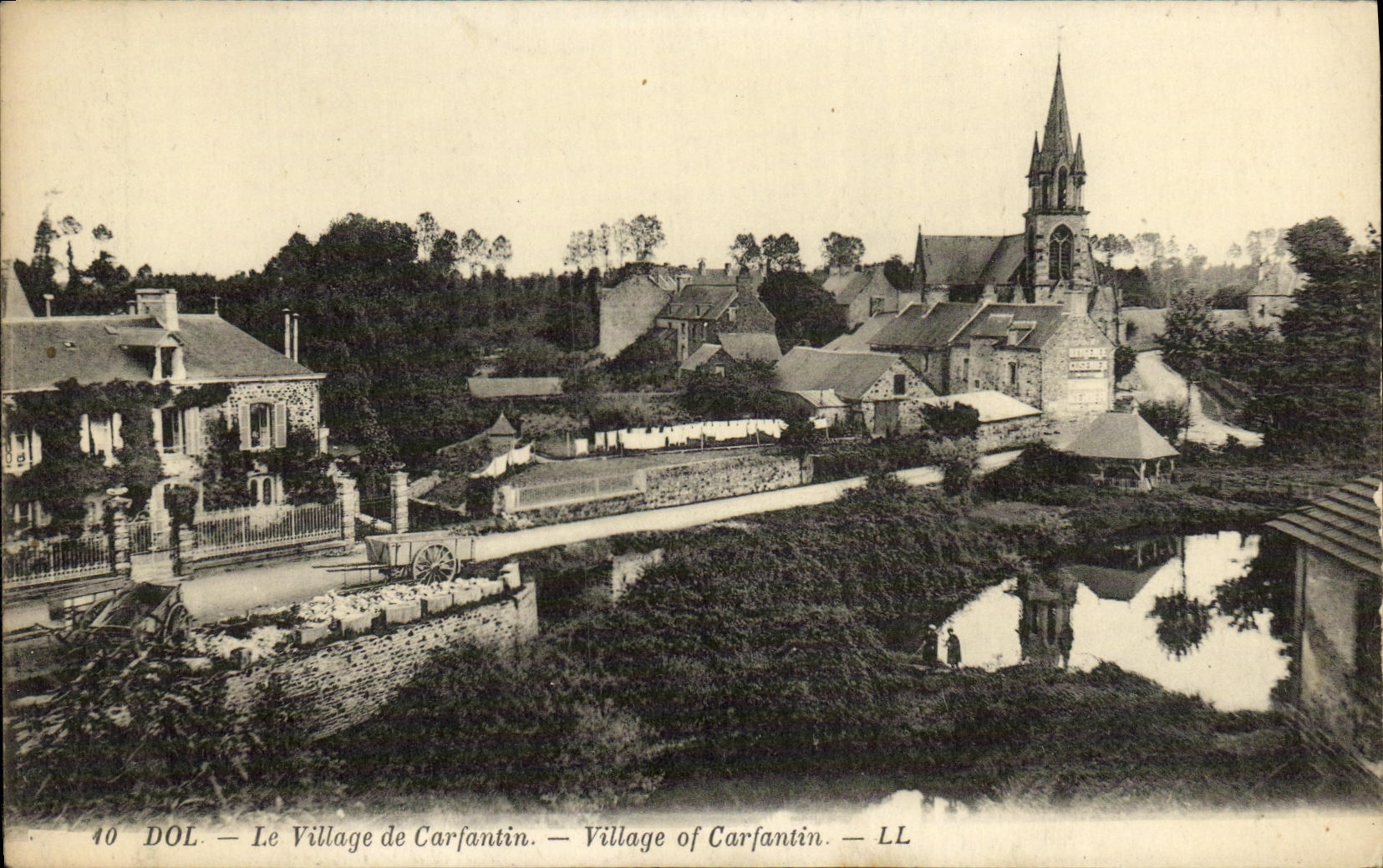 Carfantin — Vue du village avec église et étang — LL, n°40