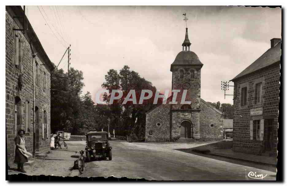 La Chapelle-Chaussée (Ille-et-Vilaine) — Rue principale avec l'église — Photographe Pim