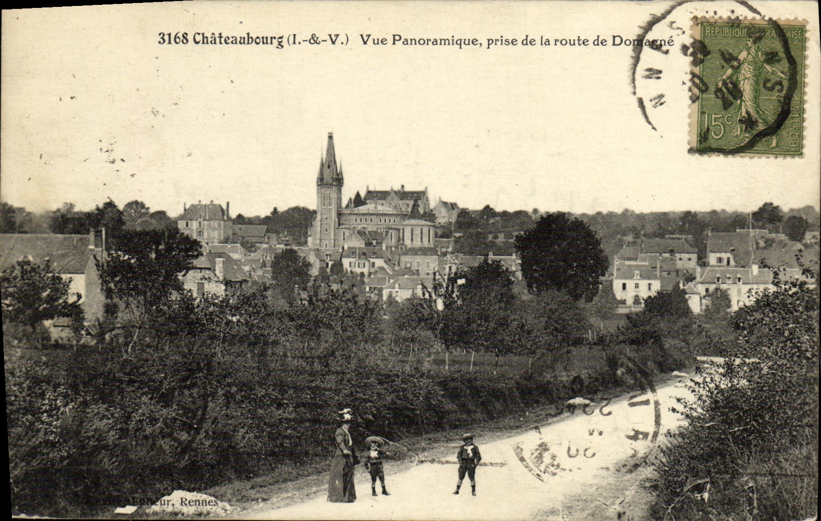 Châteaubourg (I.-&-V.) — Vue panoramique prise de la route de Domagné — Éditeur Rennes, n° 3168