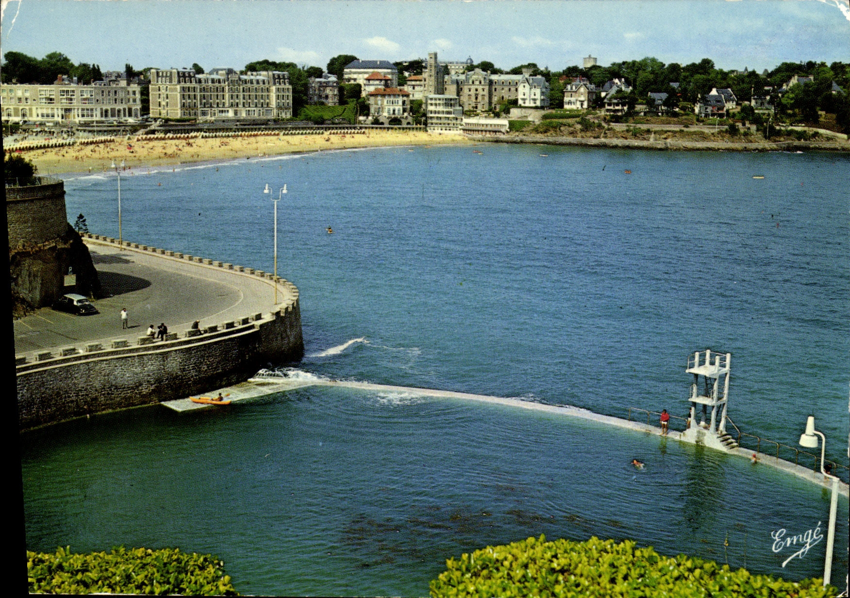 Dinard — La plage du Casino et la piscine — Emgé