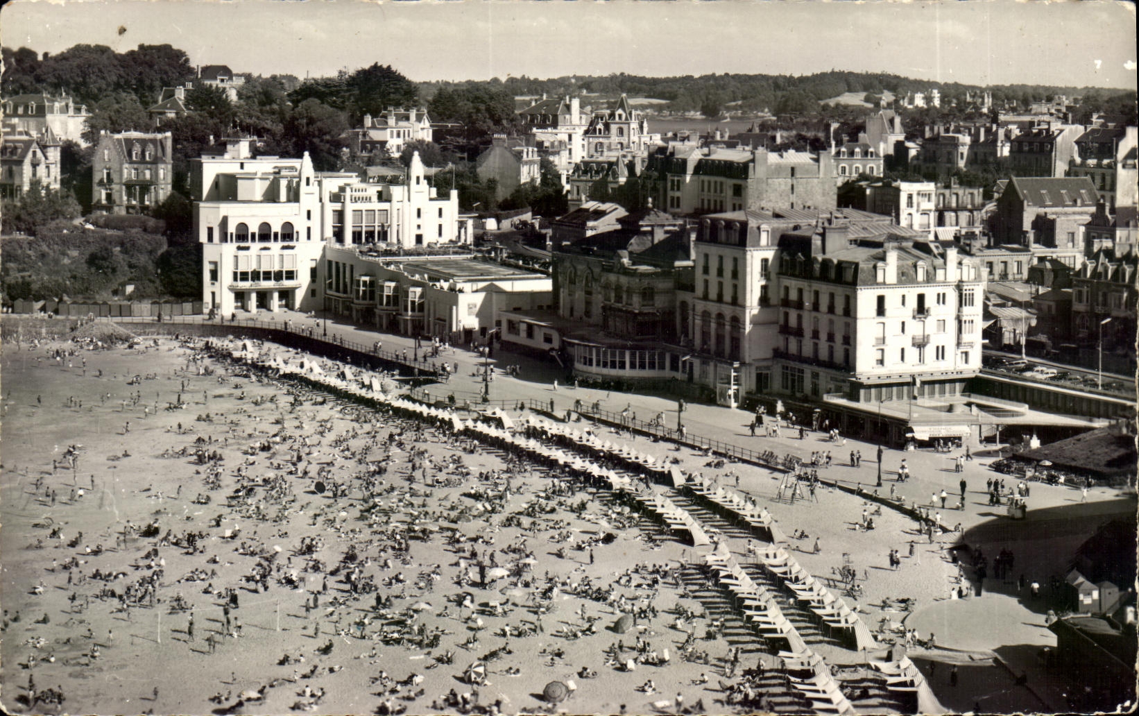 Dinard — La Plage — Editions Glatigny, n° 9003