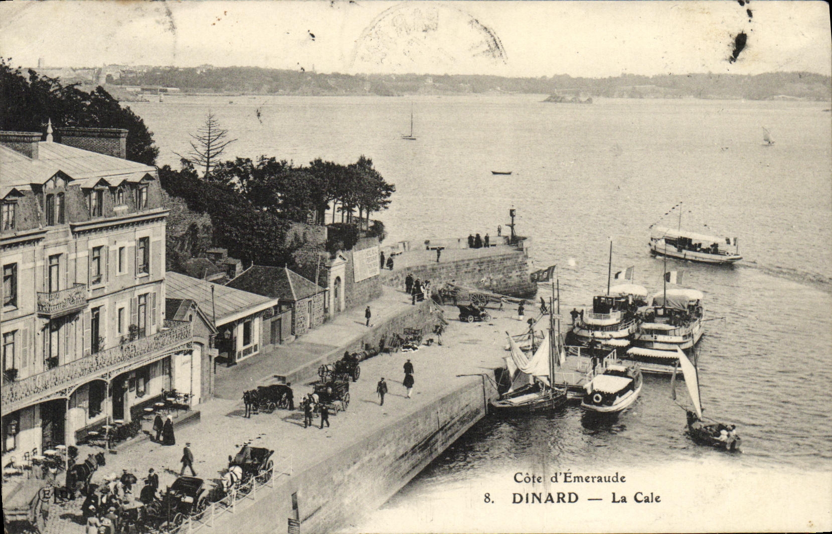 Dinard — La Cale — Côte d'Émeraude — éditeur inconnu, n°8