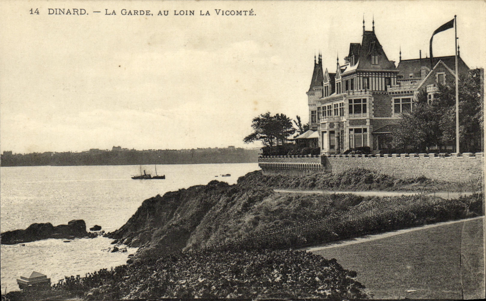 CPA Dinard La Garde Au Loin La Vicomte