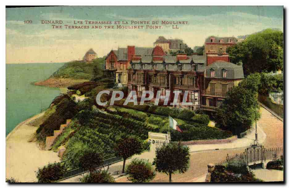 CPA Dinard Les terrasses et la poiten du Moulinet 