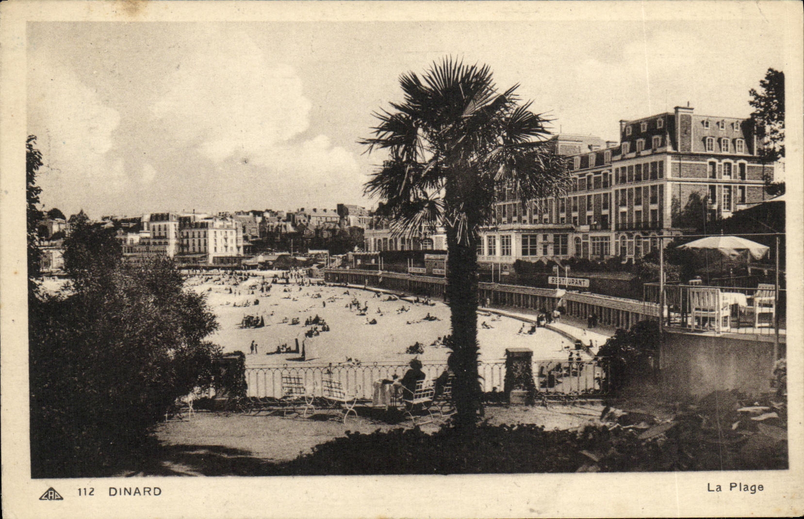 Dinard — La Plage — CPA n°112, éditeur CPA