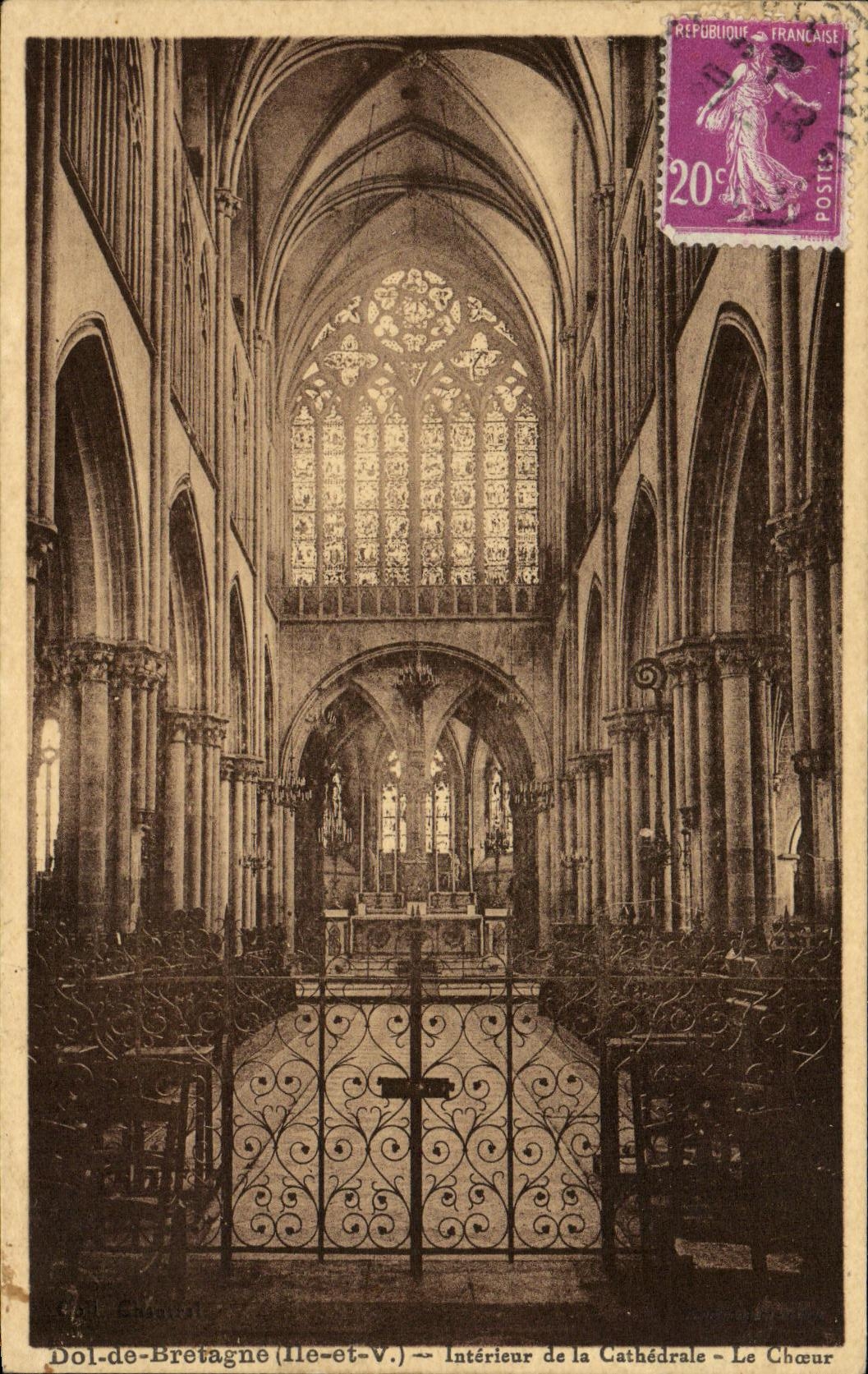 Dol-de-Bretagne (Ille-et-V.) — Intérieur de la Cathédrale — Le Chœur