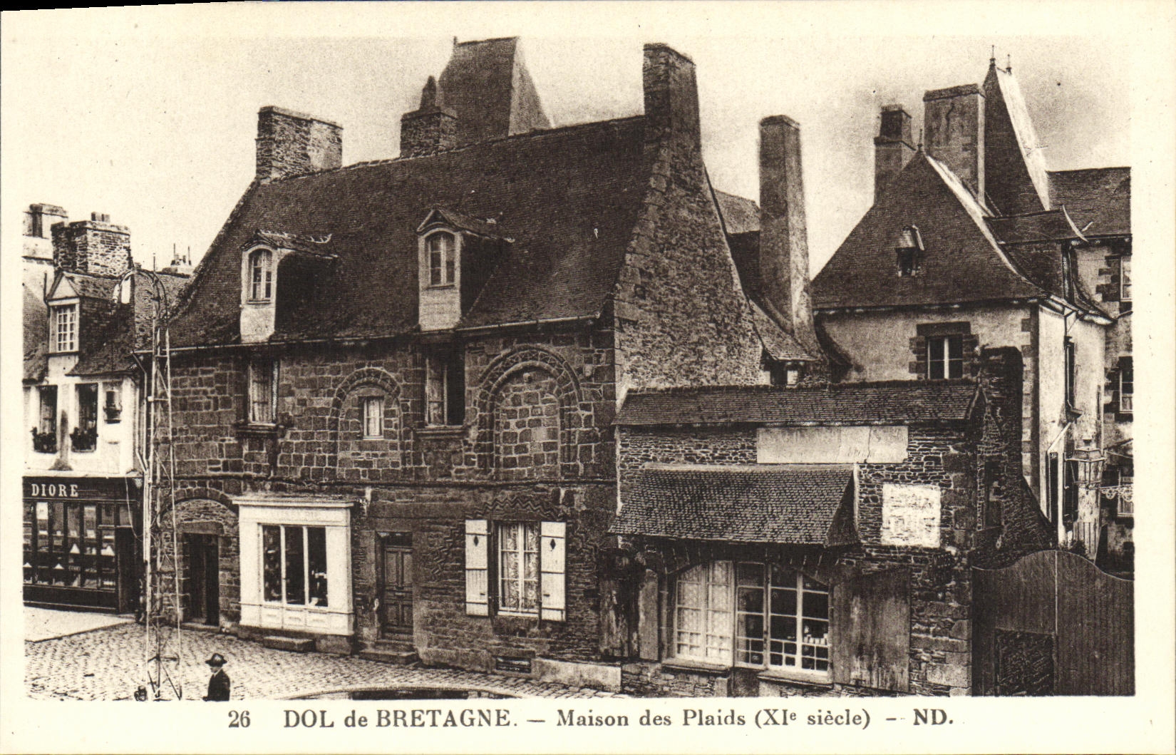 Dol de Bretagne — Maison des Plaids (XIe siècle) — ND.