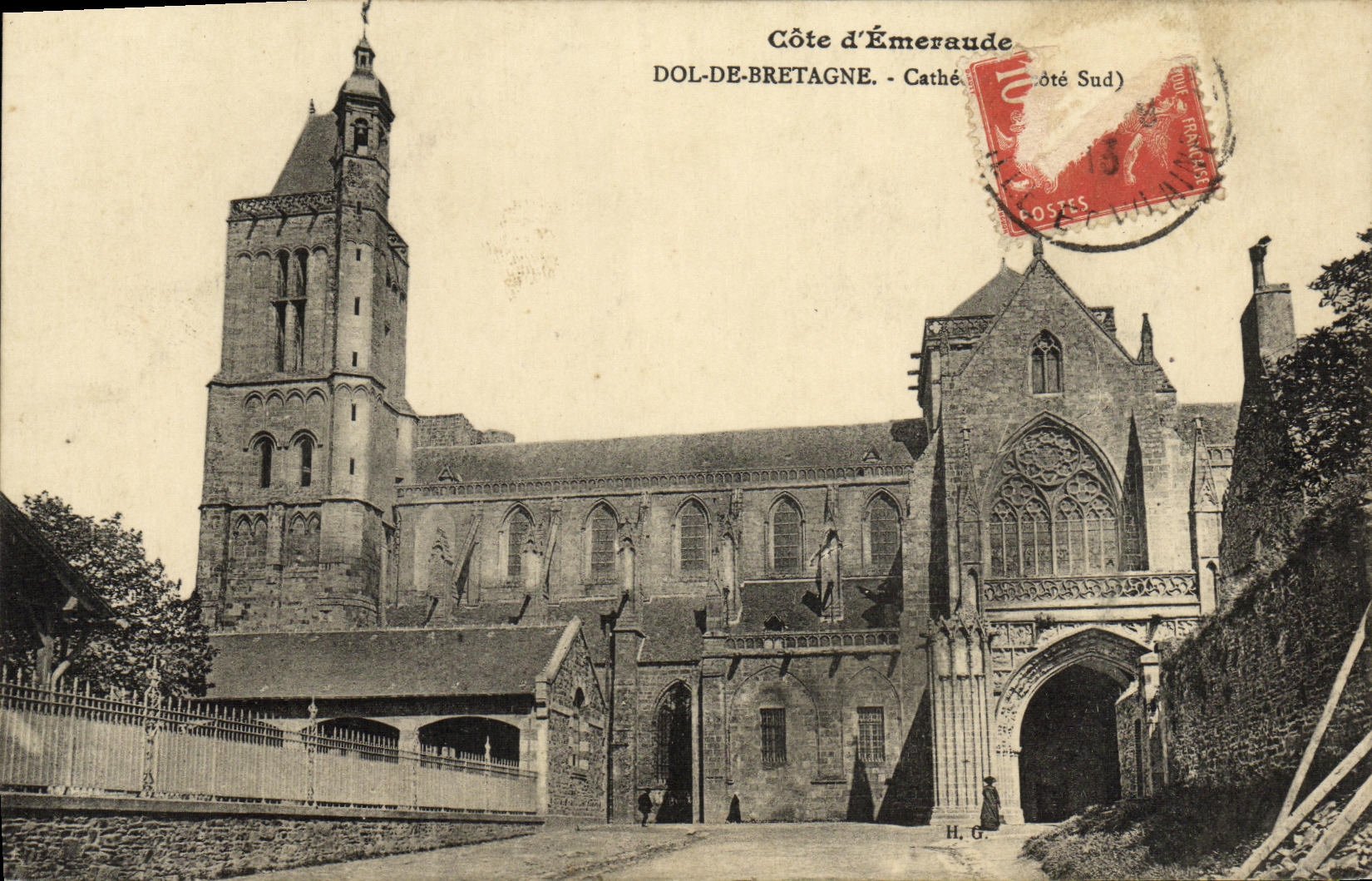 CPA Dol de Bretagne Cathedrale Cote Sud