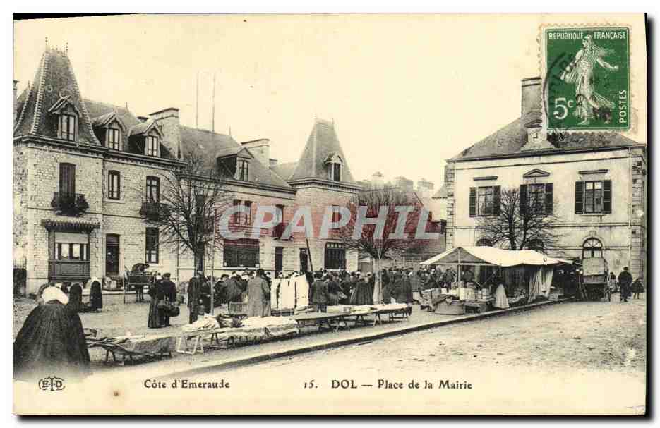 DOL — Place de la Mairie — Éditeur Côte d’Emeraude, n°15