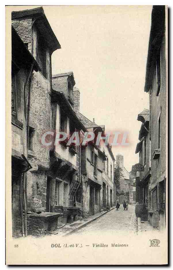 CPA Dol Vieilles Maisons