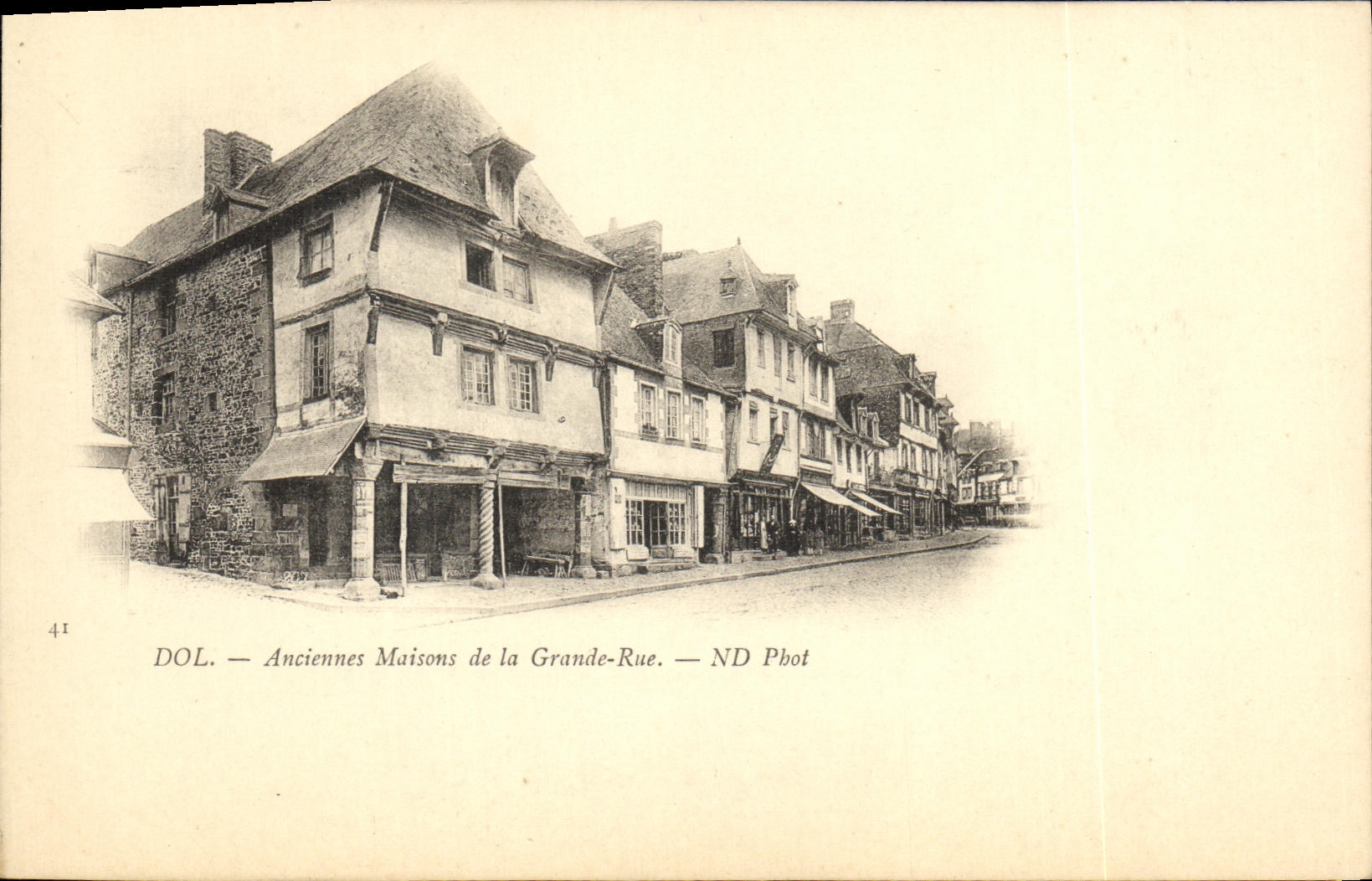 DOL — Anciennes Maisons de la Grande-Rue — ND Phot