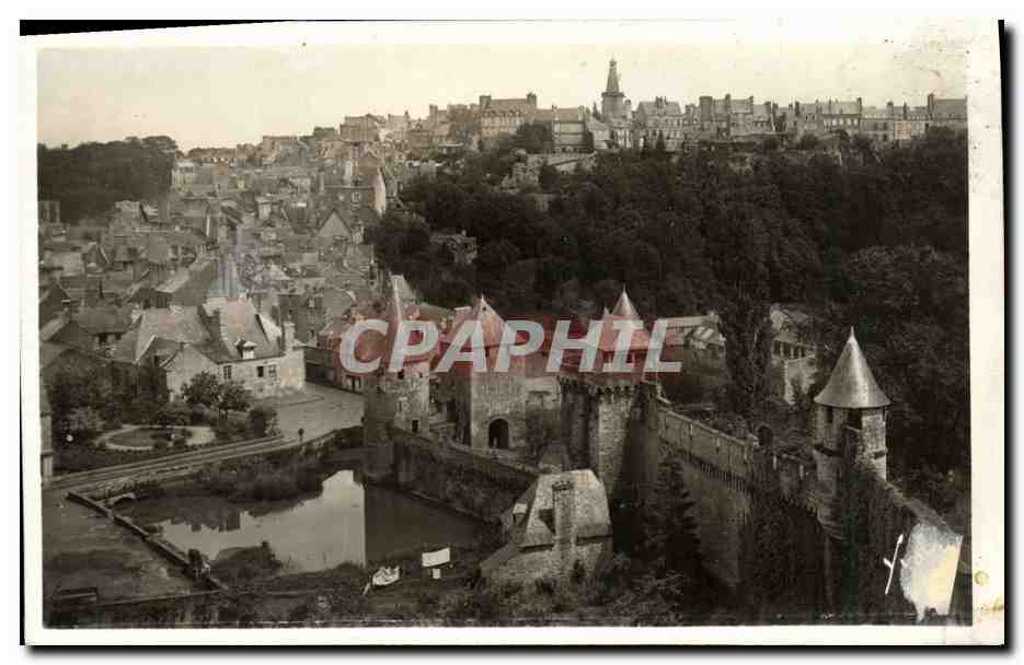Fougères (Ille-et-Vilaine) — Le Château et la Ville Haute — Éditions d'Art 'VYCOU', Paris