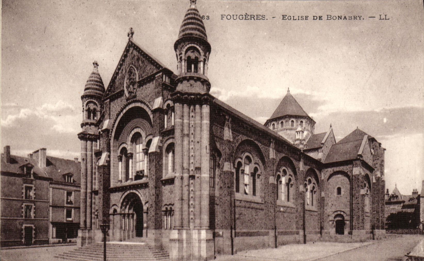Fougères - Église de Bonabry — LL n°63