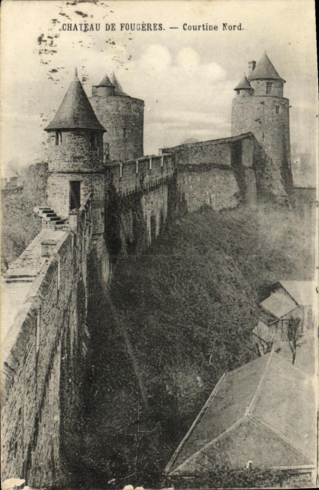 CPA Chateau de Fougeres Courtine Nord