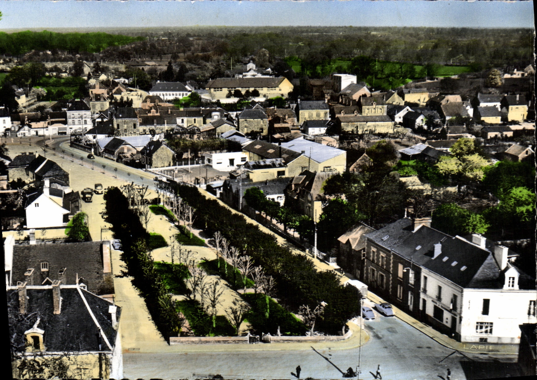 La Guerche-de-Bretagne — vue aérienne — édition Lapie