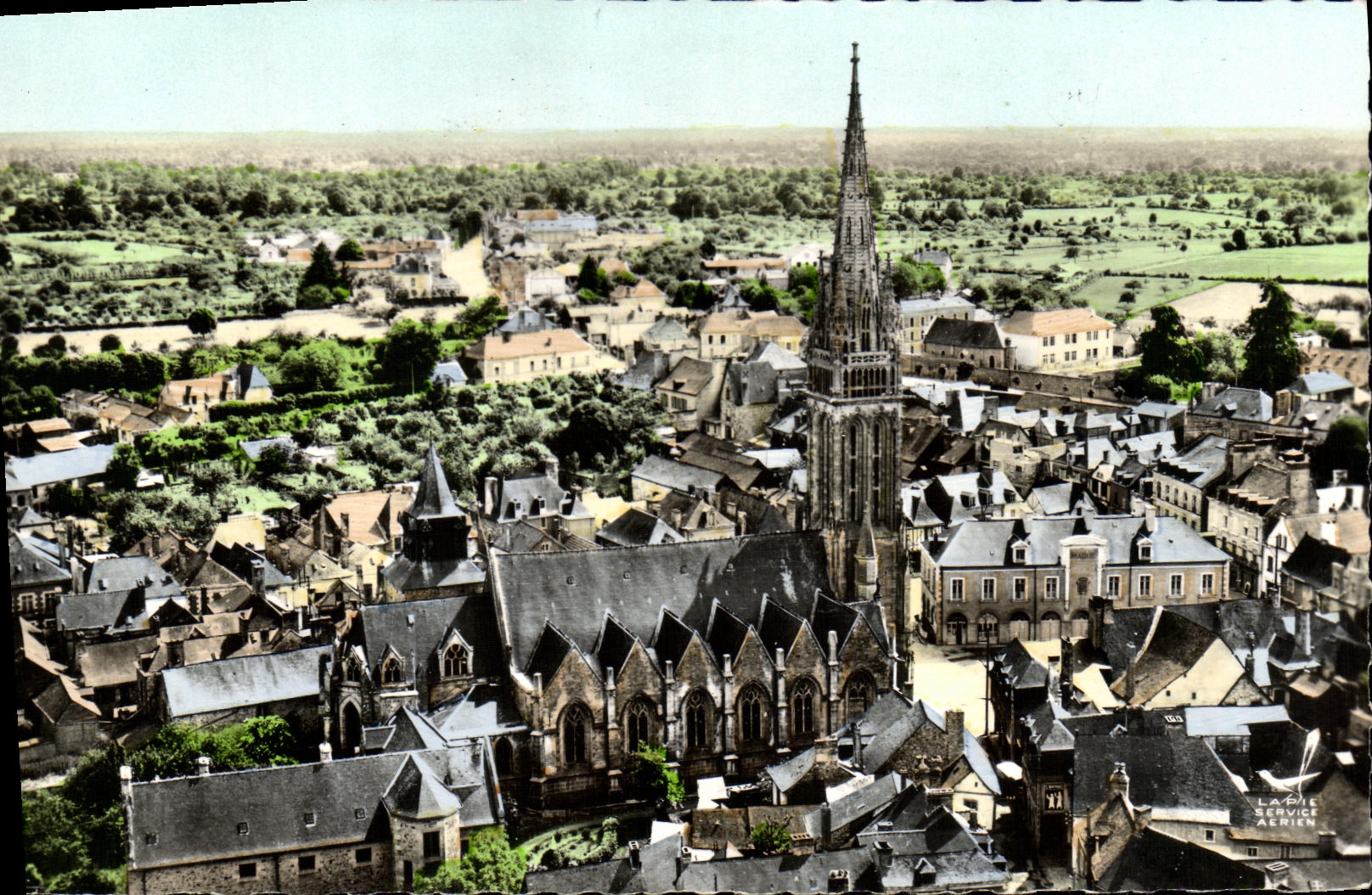 La Guiric-en-Crétagne — Vue générale — Lapie Service Aérien