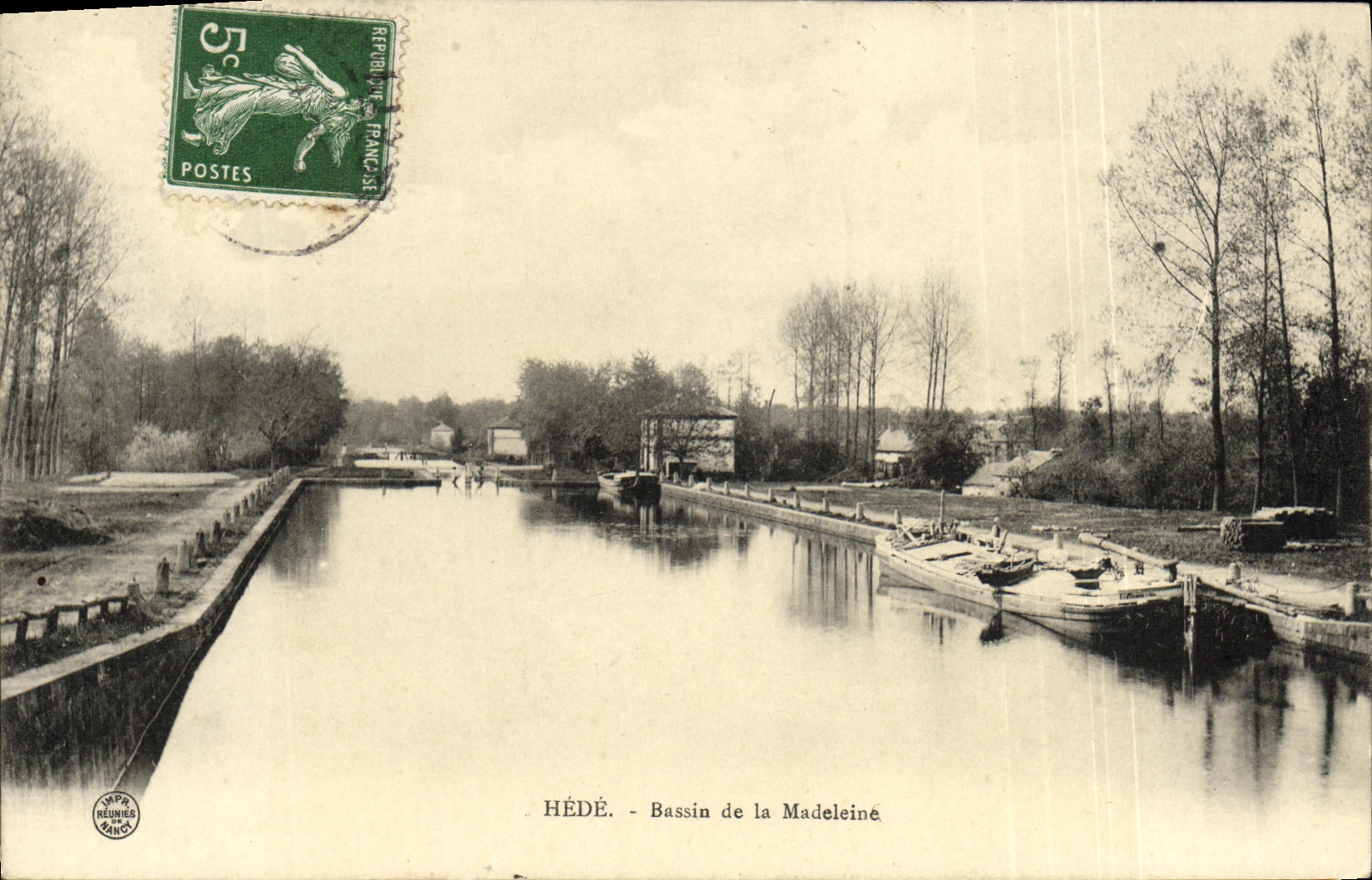 HÉDÉ - Bassin de la Madeleine — éditeur CPAHAPHIL, n° de série non visible