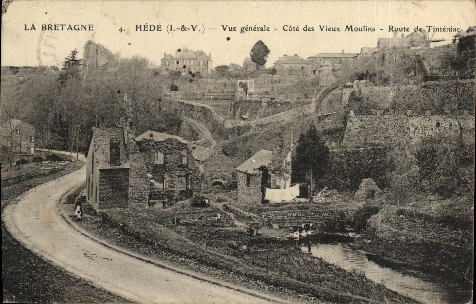 CPA Hede Vue Generale Cote des Vieux Moulins Route de Tinteniac Lavandieres 