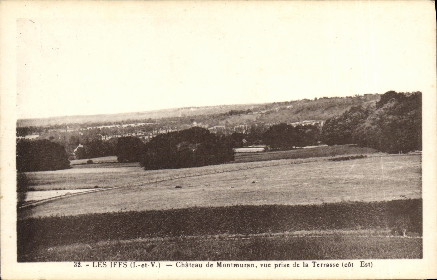 Les Iffs (I.-et-V.) — Château de Montmuran, vue prise de la Terrasse (côté Est)