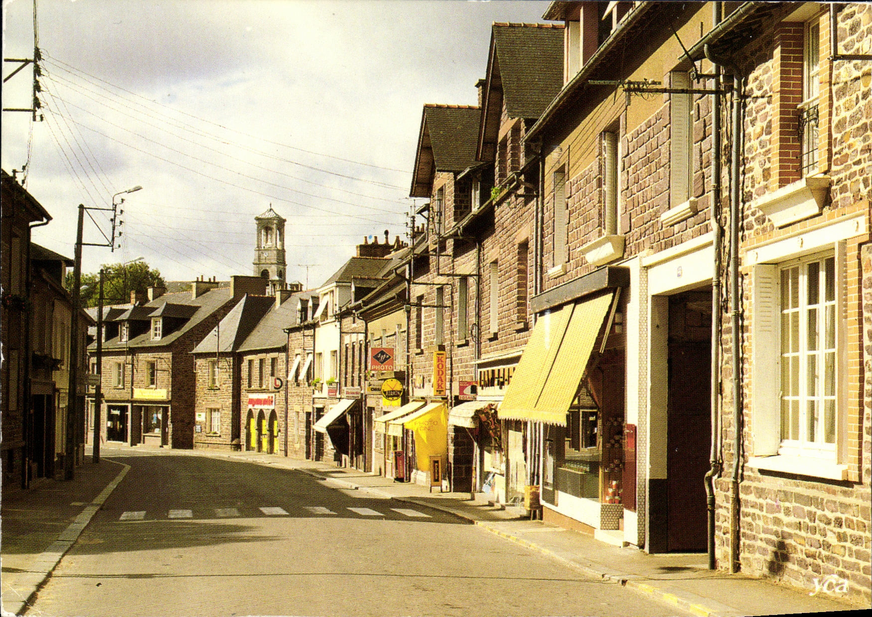 Montfort-sur-Meu — rue Saint-Nicolas — Éditions de Bretagne