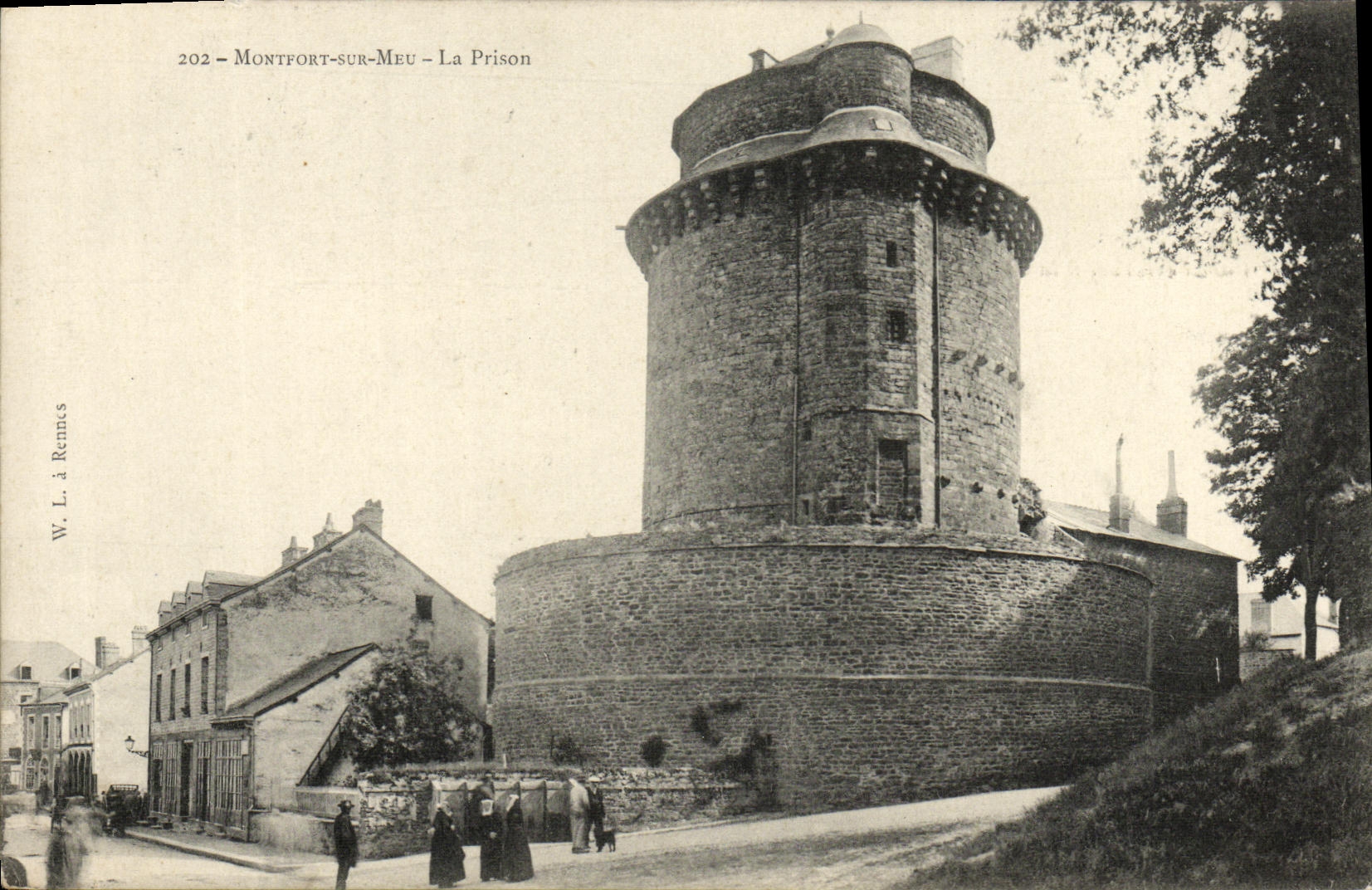 Montfort-sur-Meu - La Prison — tour ronde en pierre, éditeur W. L. à Rennes, n° 202