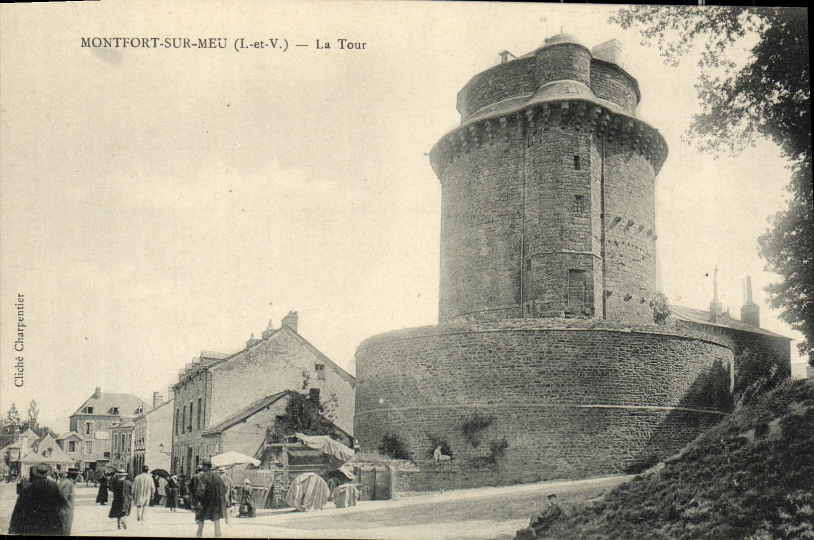 Montfort-sur-Meu (Il-et-V.) — La Tour — Cliché Charpentier