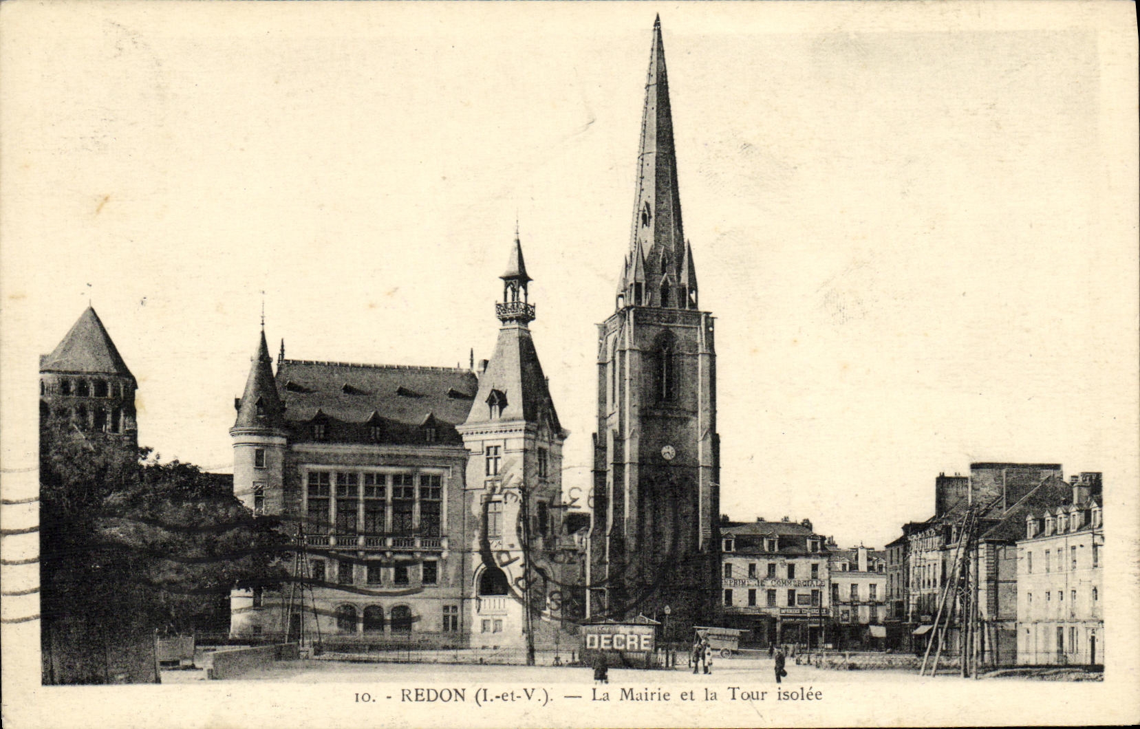 Redon (Ille-et-Vilaine) — La Mairie et la Tour isolée — Éditeur Décré