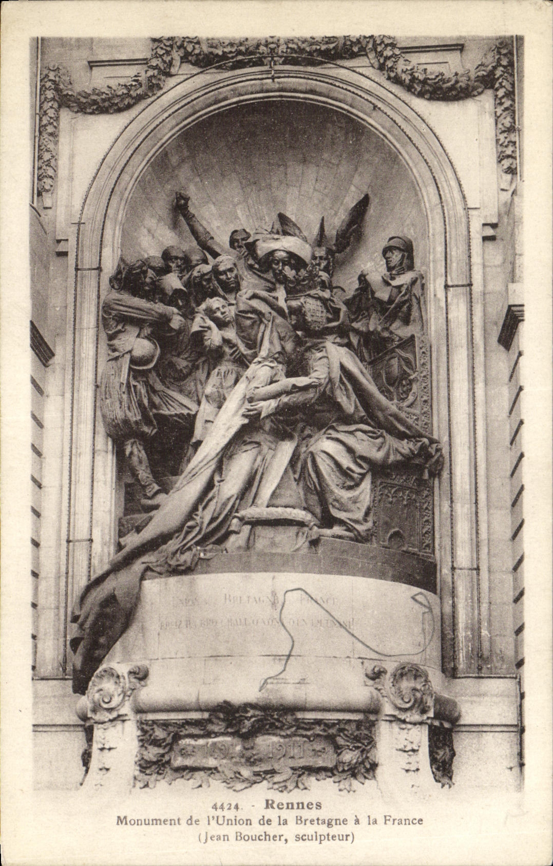 Monument de l'Union de la Bretagne à la France — Rennes — (Jean Boucher, sculpteur)