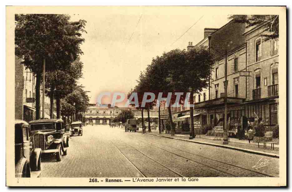 CPA Rennes L Avenue Janvier et la Gare