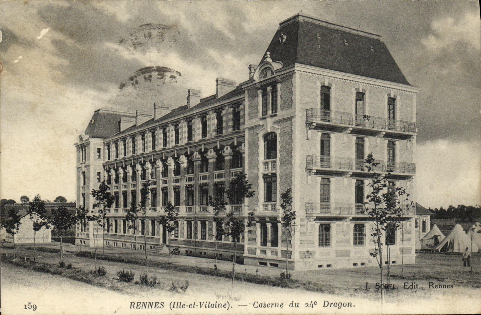 Rennes (Ille-et-Vilaine) — Caserne du 24e Dragon — I. Sorel, Edit., Rennes