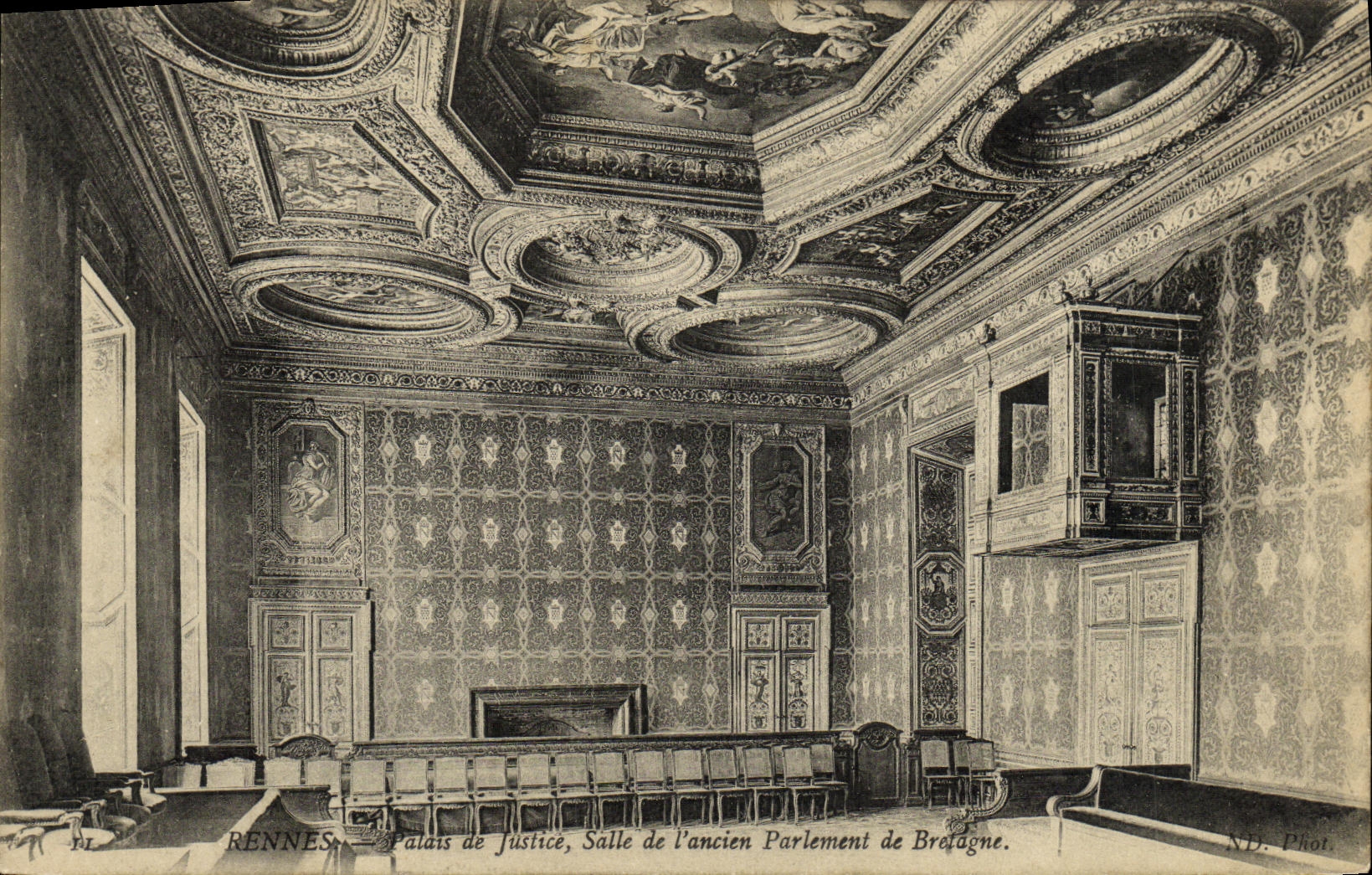 Rennes — Palais de Justice, Salle de l'ancien Parlement de Bretagne — ND. Phot.