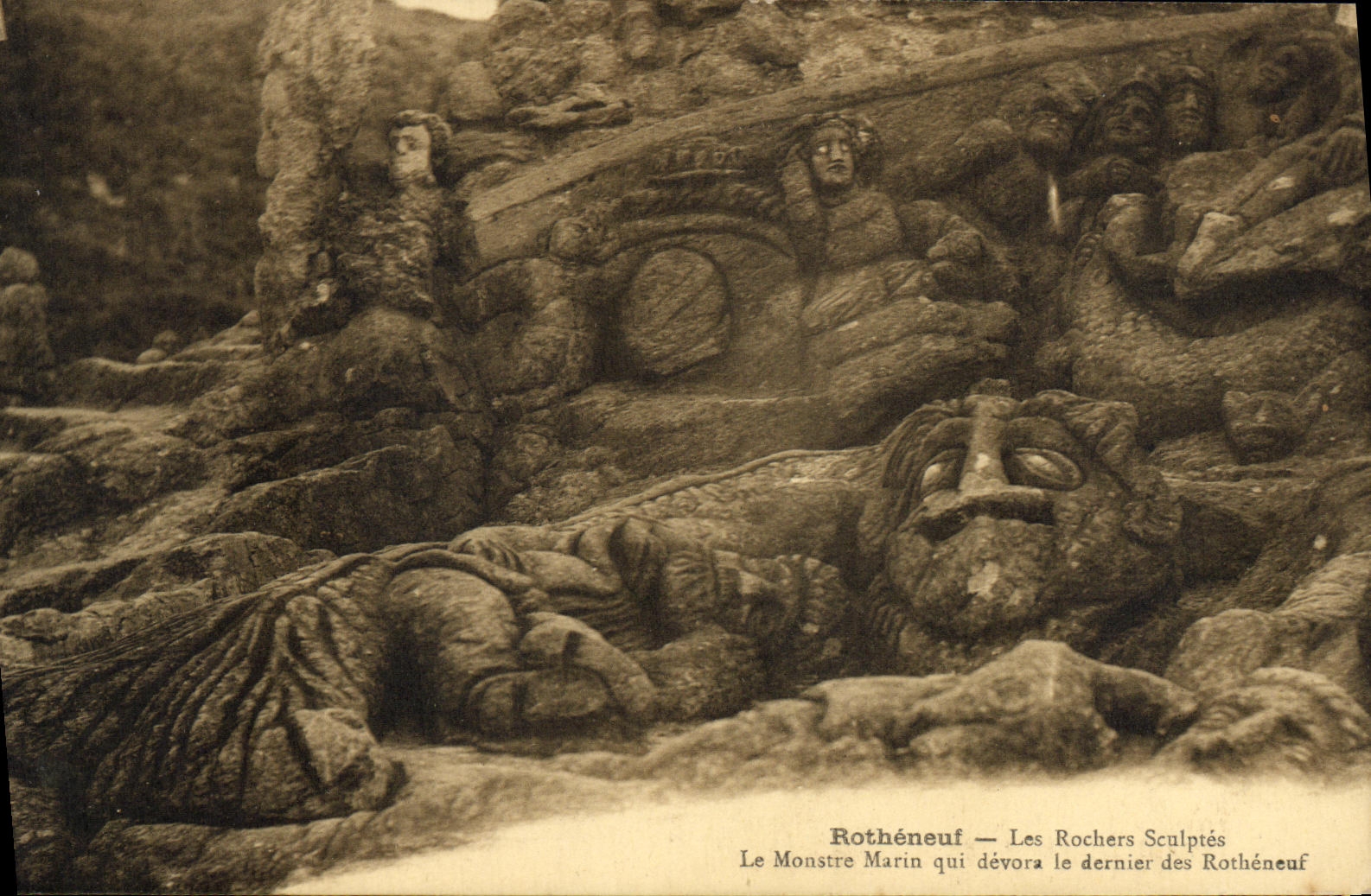 Rothéneuf — Les Rochers Sculptés — Le Monstre Marin qui dévora le dernier des Rothéneuf