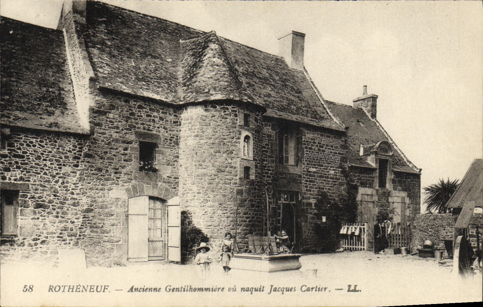 CPA Rotheneuf Ancienne Gentilhommiere ou naquit Jacques Cartier