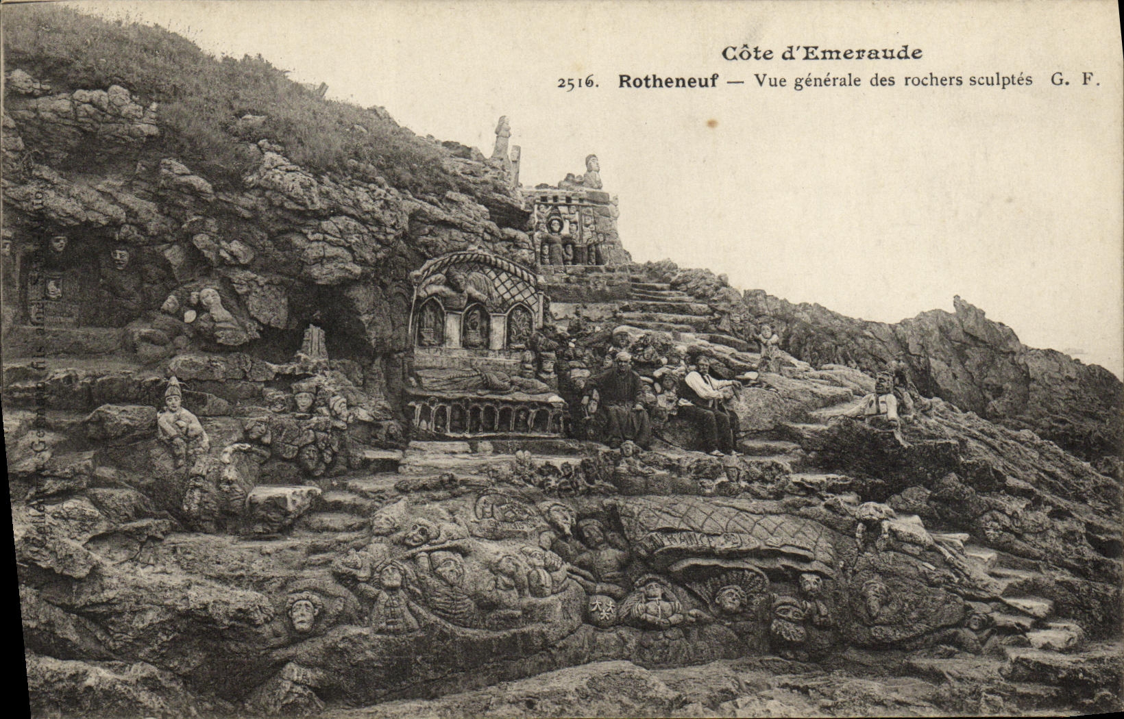 Rotheneuf — Côte d'Emeraude — Vue générale des rochers sculptés — G. F. n° 2516