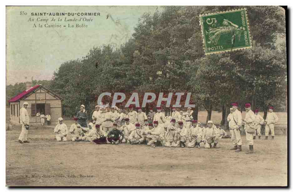 CPA St Aubin Du Cormier Au camp de la lande d Ouee Militaria 