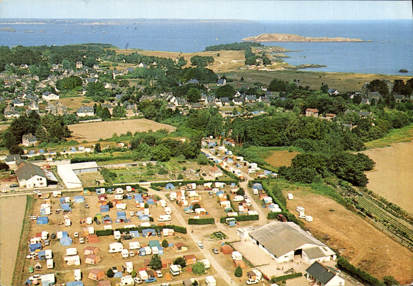 Camping Émeraude — Saint-Briac-sur-Mer — Éditeur : Les Éditions du Gabier, SP 24