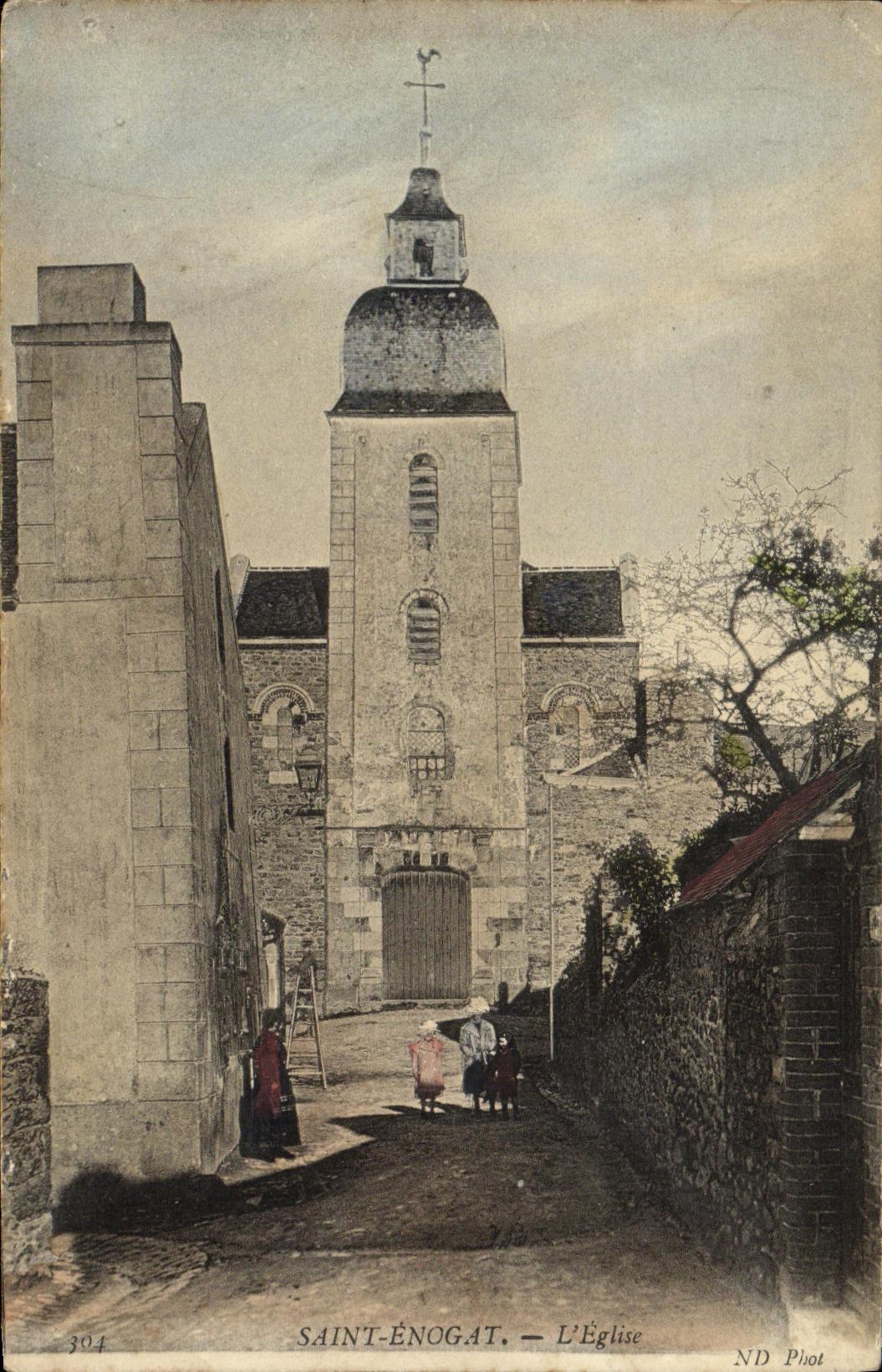 CPA Saint Enogat L Eglise Enfants