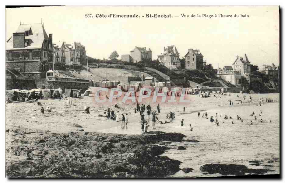 Côte d'Émeraude - St-Enogat — Vue de la Plage à l'heure du bain — Photo-Ouest, Rennes