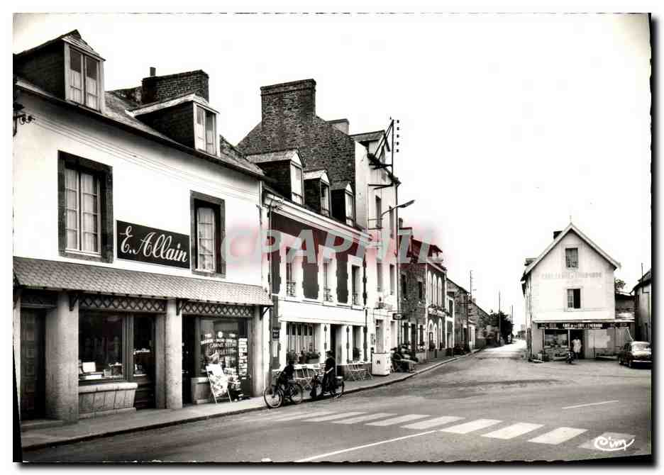 St-Jouan-des-Guerets — Rue principale avec boutique E. Allain — Photographie de J. Le Dantey