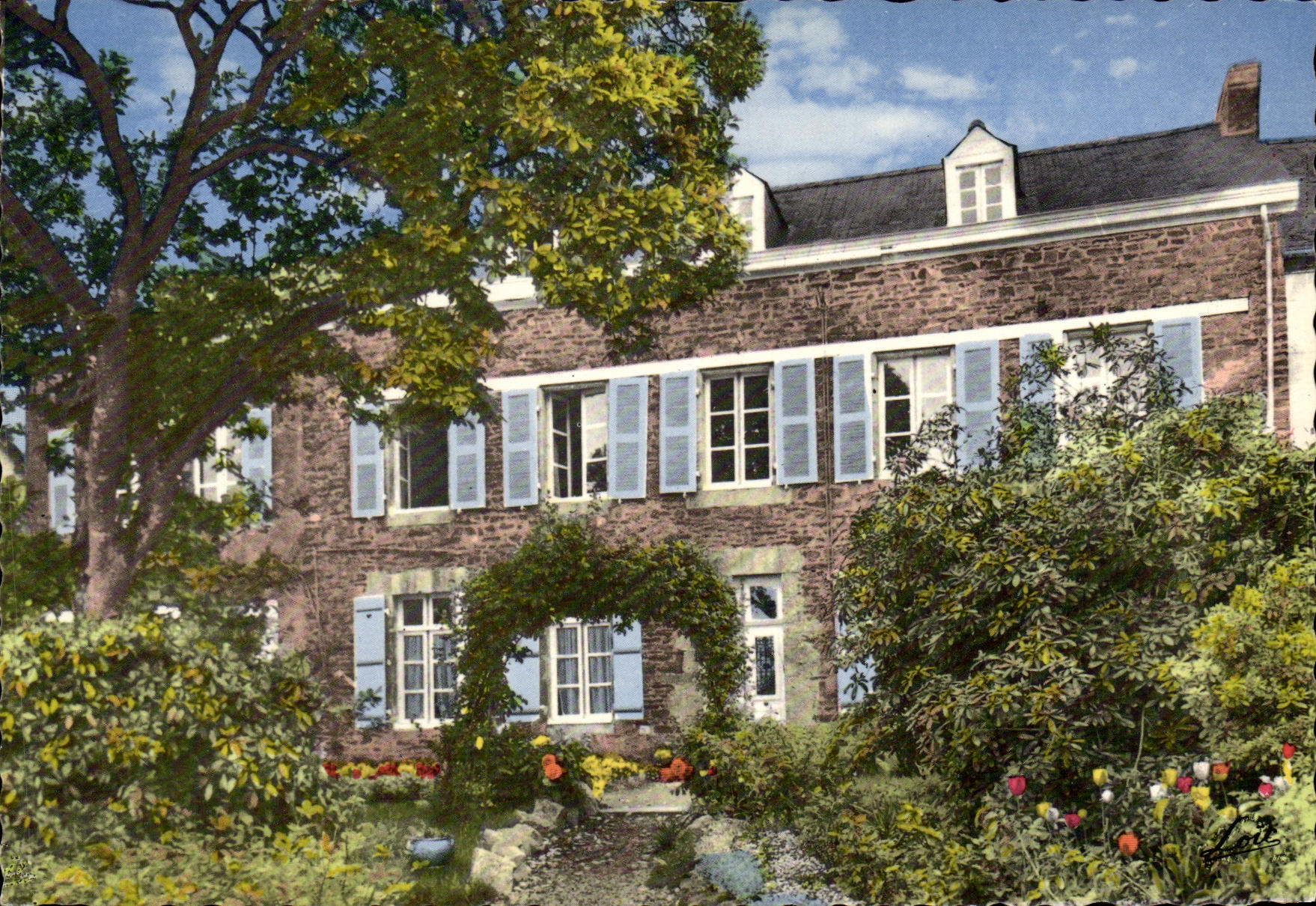 Maison familiale — Saint-Méen-le-Grand — Ed. « Loïc » P. Mesny