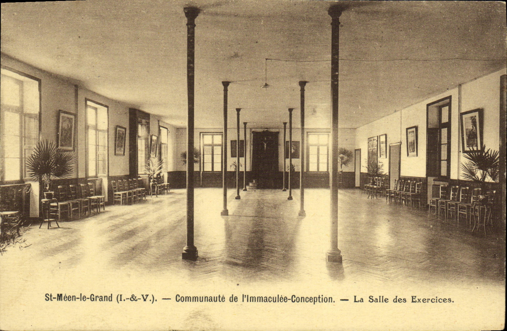 St-Méen-le-Grand (I.-&-V.) — Communauté de l'Immaculée-Conception — La Salle des Exercices