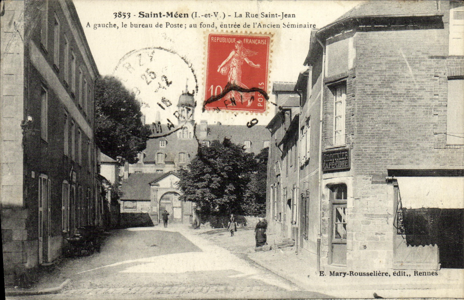 CPA St Meen La Rue Saint Jean A gauche Bureau de Poste Ancein seminaire