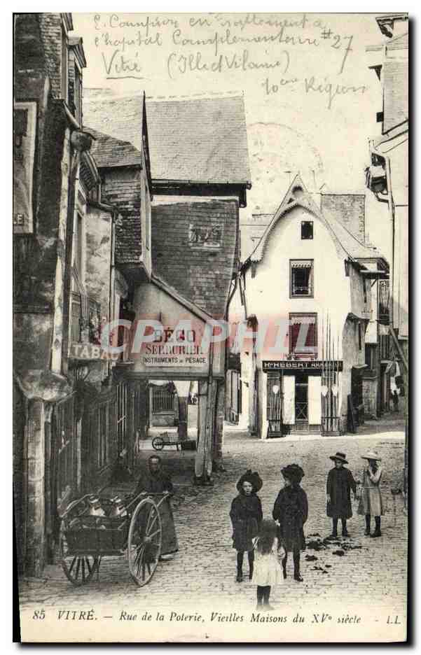 Vitré — Rue de la Poterie, Vieilles Maisons du XVème siècle — I.L.