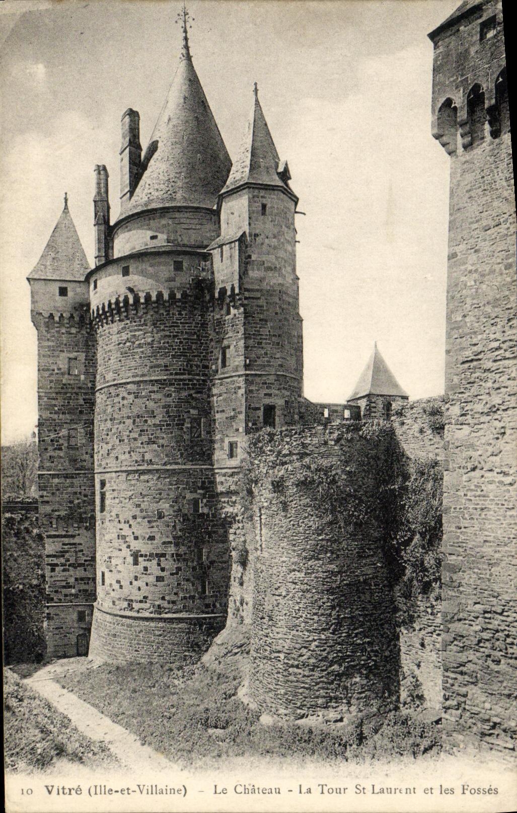 Vitré (Ille-et-Villaine) — Das Schloss — Die Tour Saint-Laurent und die Gräben — J. Morvan, n°10