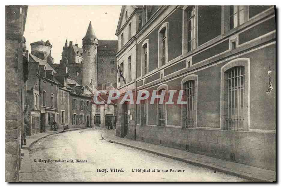 CPA Vitre L Hopital et la Rue Pasteur
